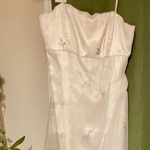 NWT White floral Prom/Wedding/Formal gown